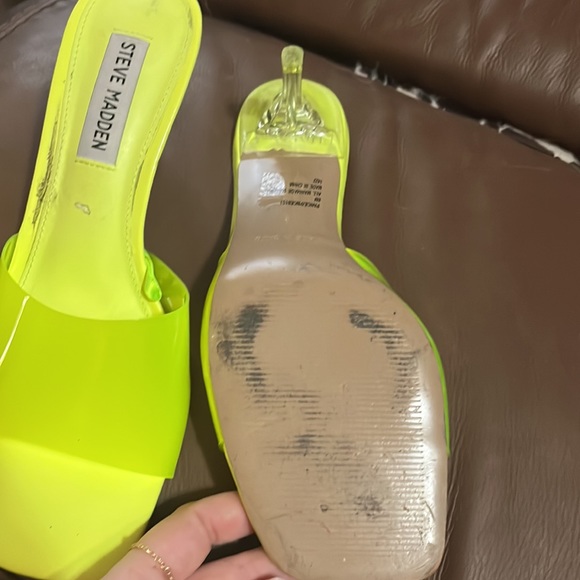 Steve Madden Neon Yellow Square Toe Lucite Heel - Picture 4 of 8